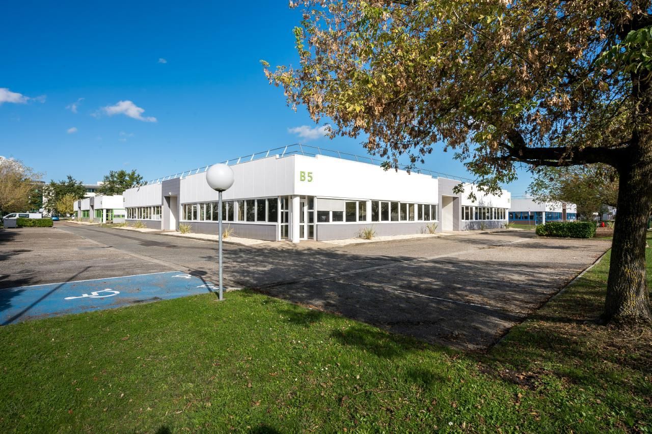 Location Bureaux 1141 m² divisibles 33700 Mérignac