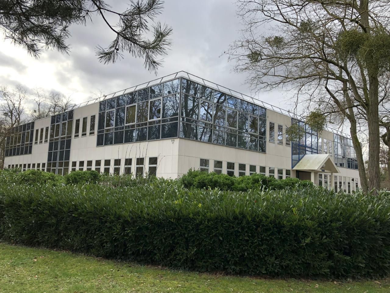 Location Bureaux 140 m² non divisibles 95610 Éragny