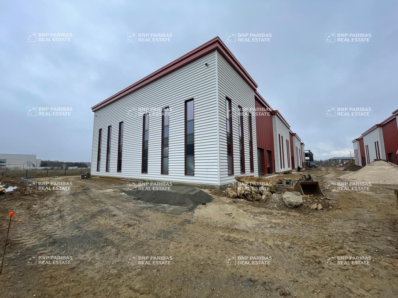 Vente Activité 946.97 m² non divisibles 77700 Serris