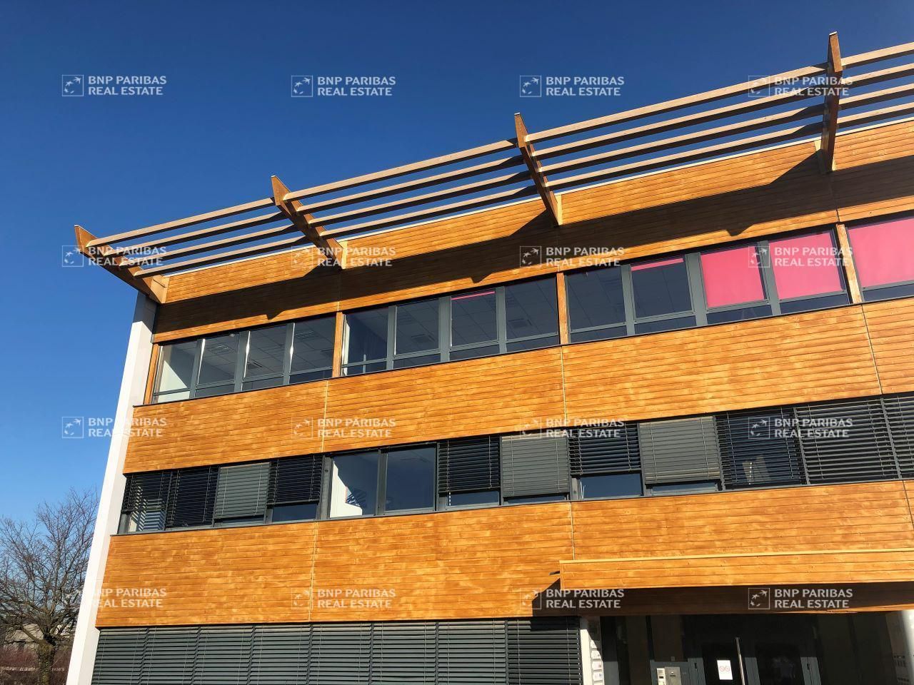 Location Bureaux 683 m² divisibles 69800 Saint-priest