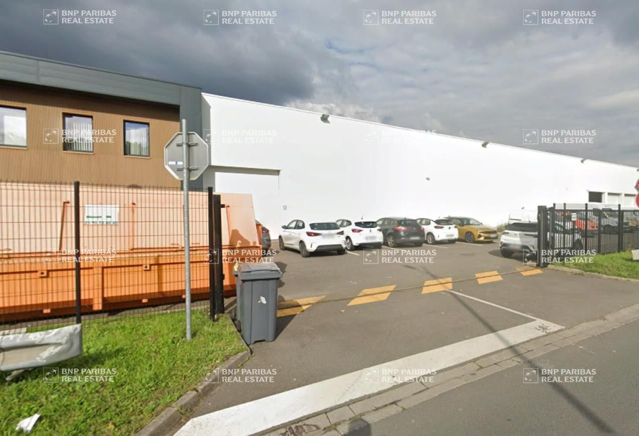 517 m² pour ce activité en location à Lesquin