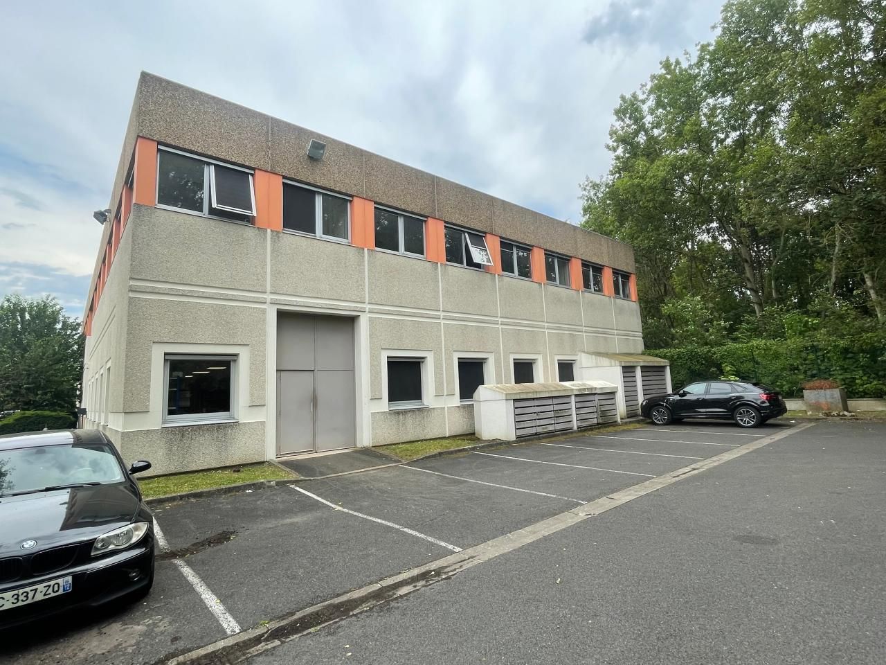 Location Activité 1607 m² non divisibles 91130 Ris orangis