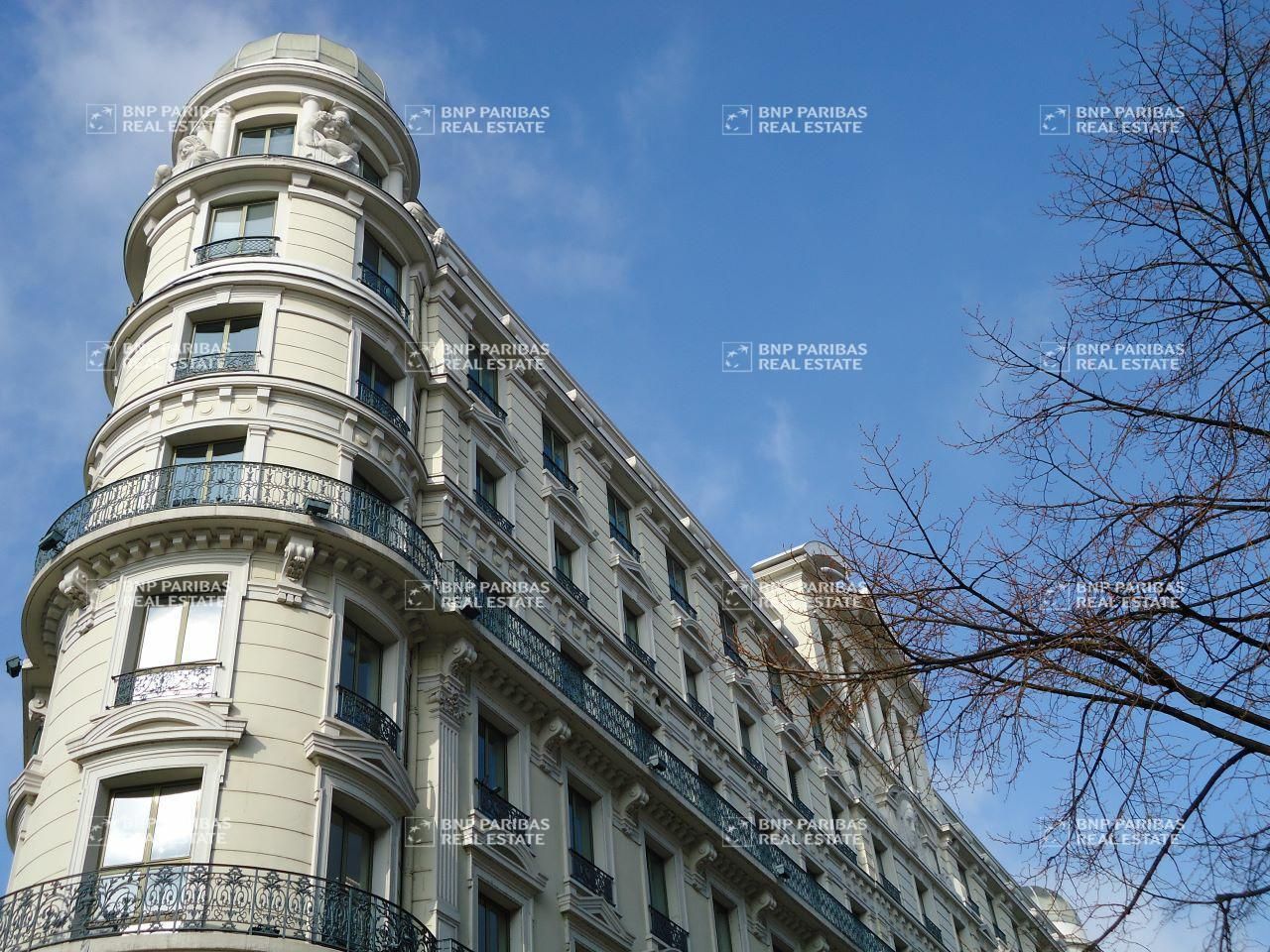1252 m² pour ce bureaux en location à Lyon