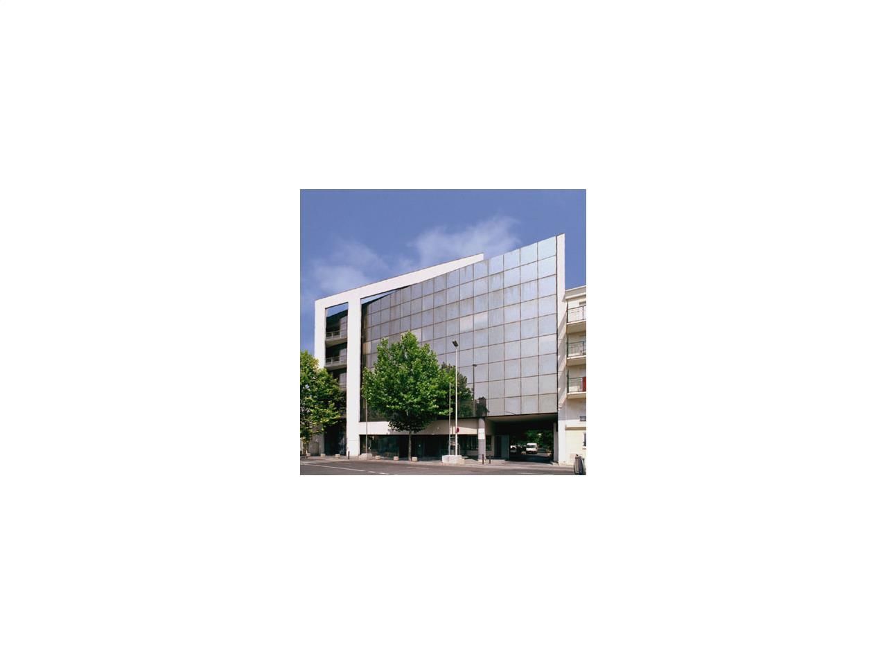 Location Bureaux 2432.6 m² non divisibles 92700 Colombes