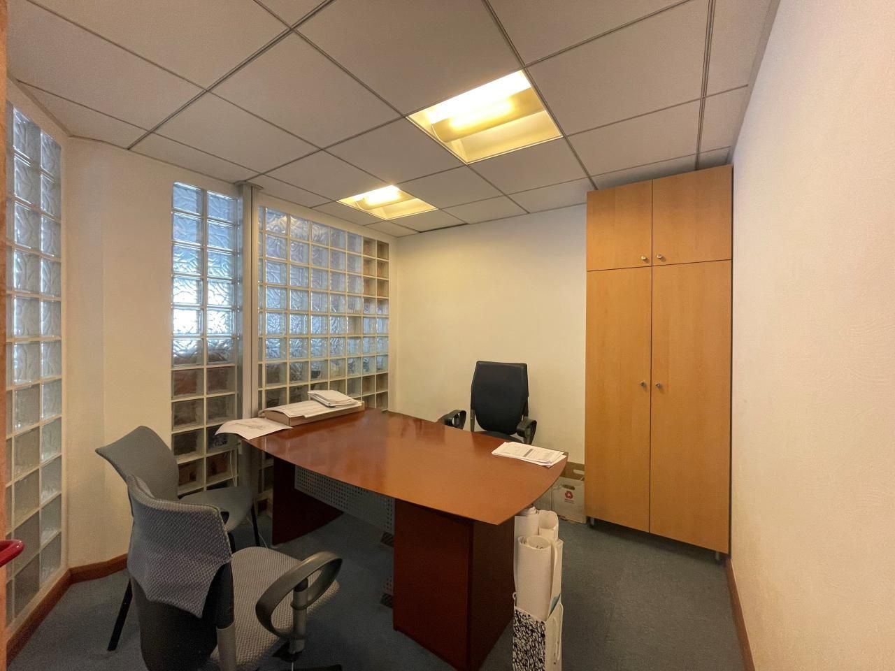 263 m² pour ce bureaux en location à Le cannet