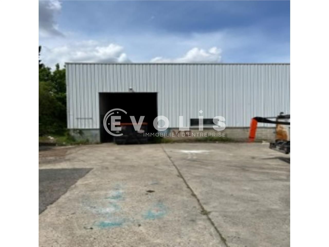 À la recherche de locaux d'activité à louer à Sai