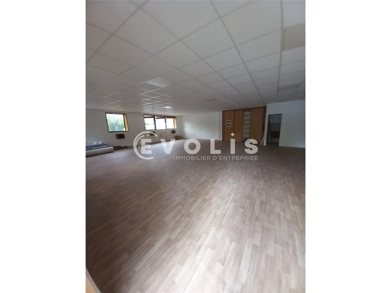 EVOLIS vous propose à louer , une surface de 140 