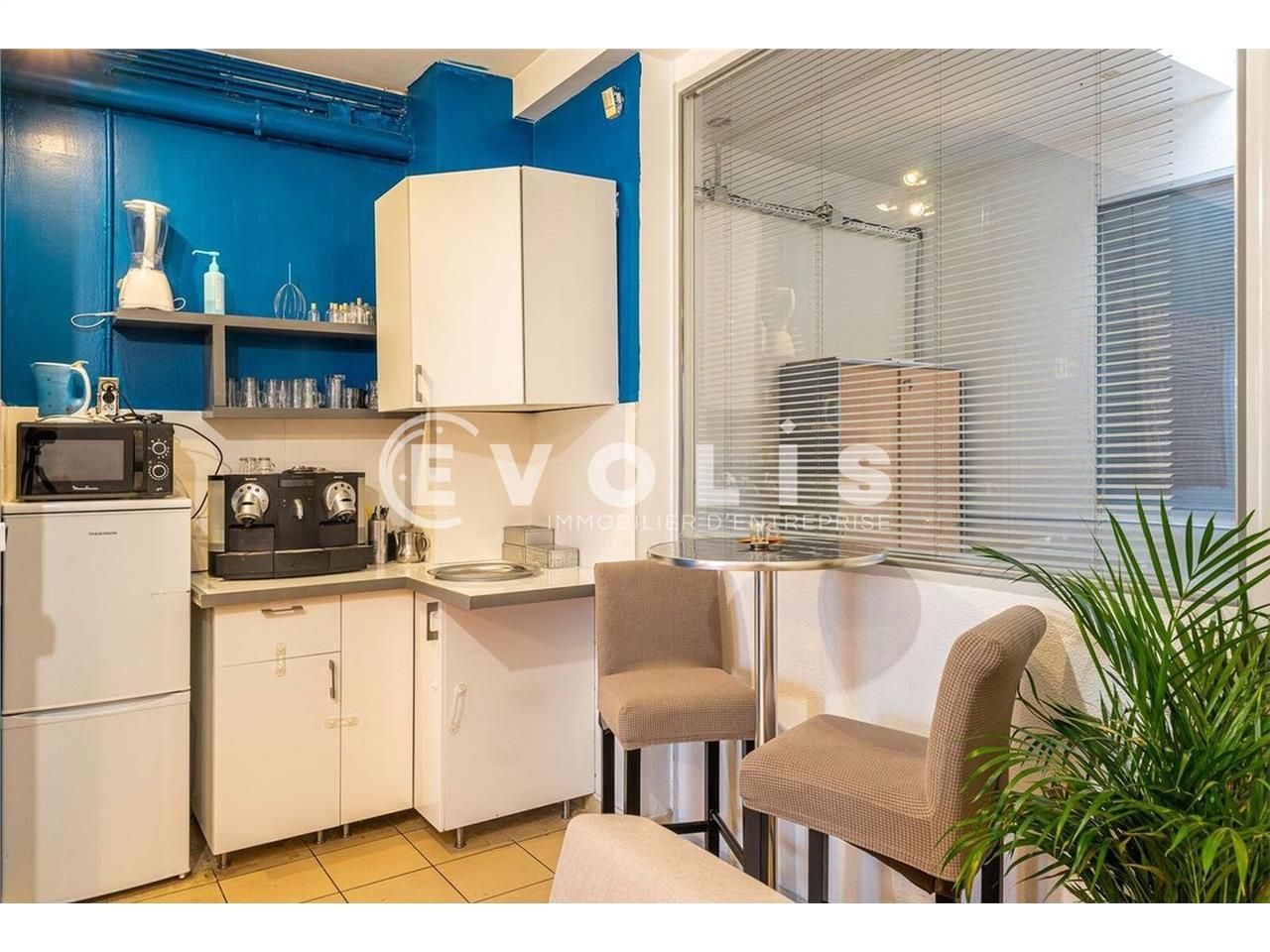 EVOLIS vous propose à louer à Clamart, un ensembl