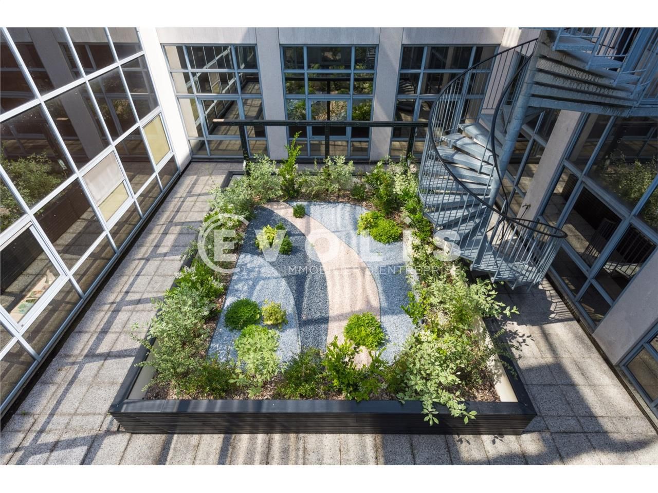 Au sein de l'immeuble de standing Carré Saint Jos