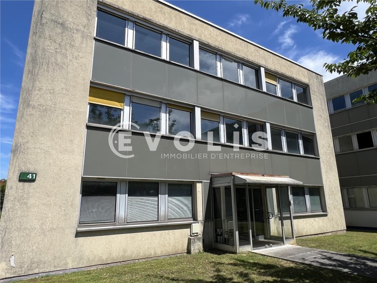 À quelques minutes à pied du RER A de Noisiel, EV