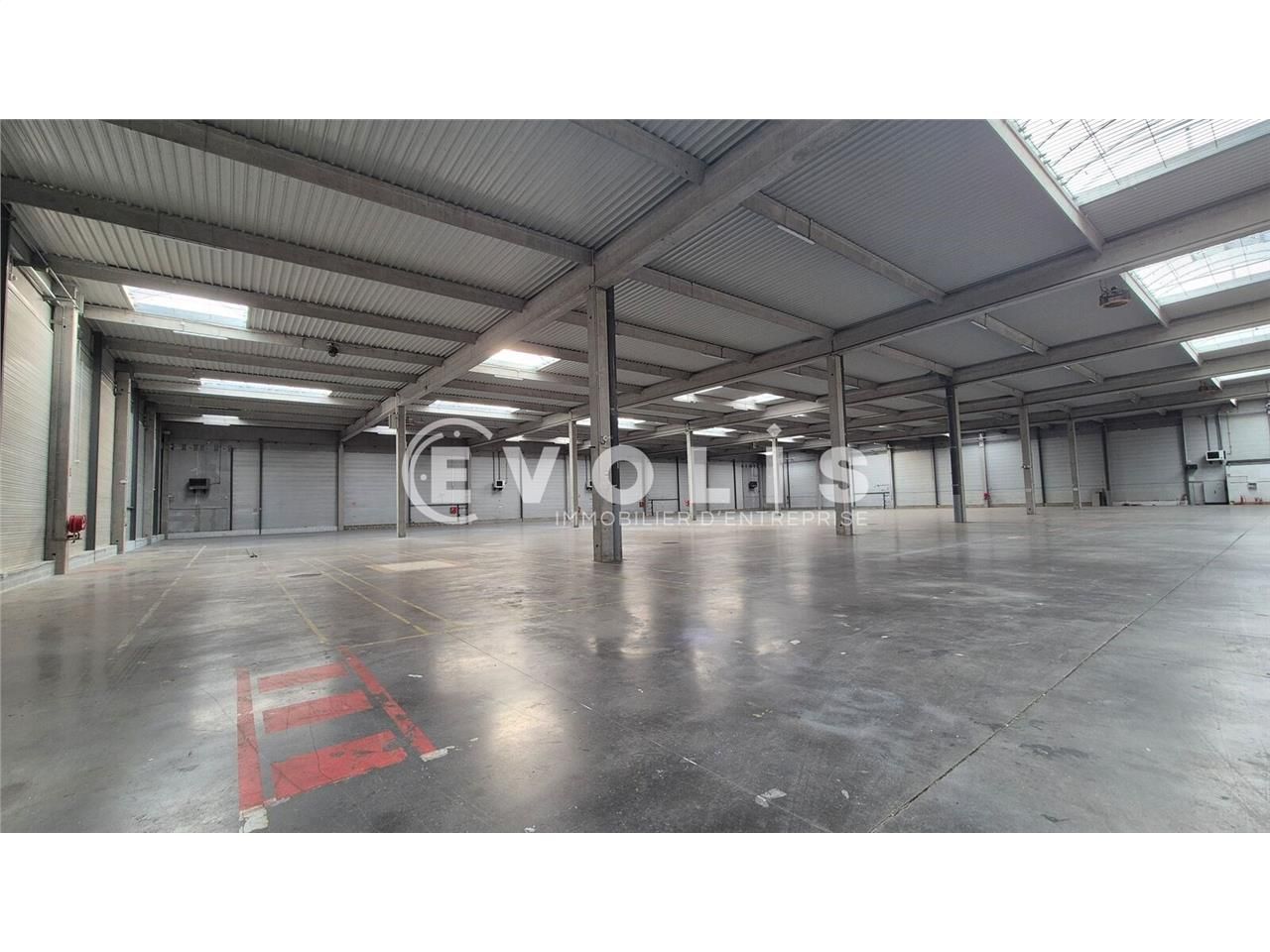 Situé à Bussy Saint Georges, sur un site clos d'e