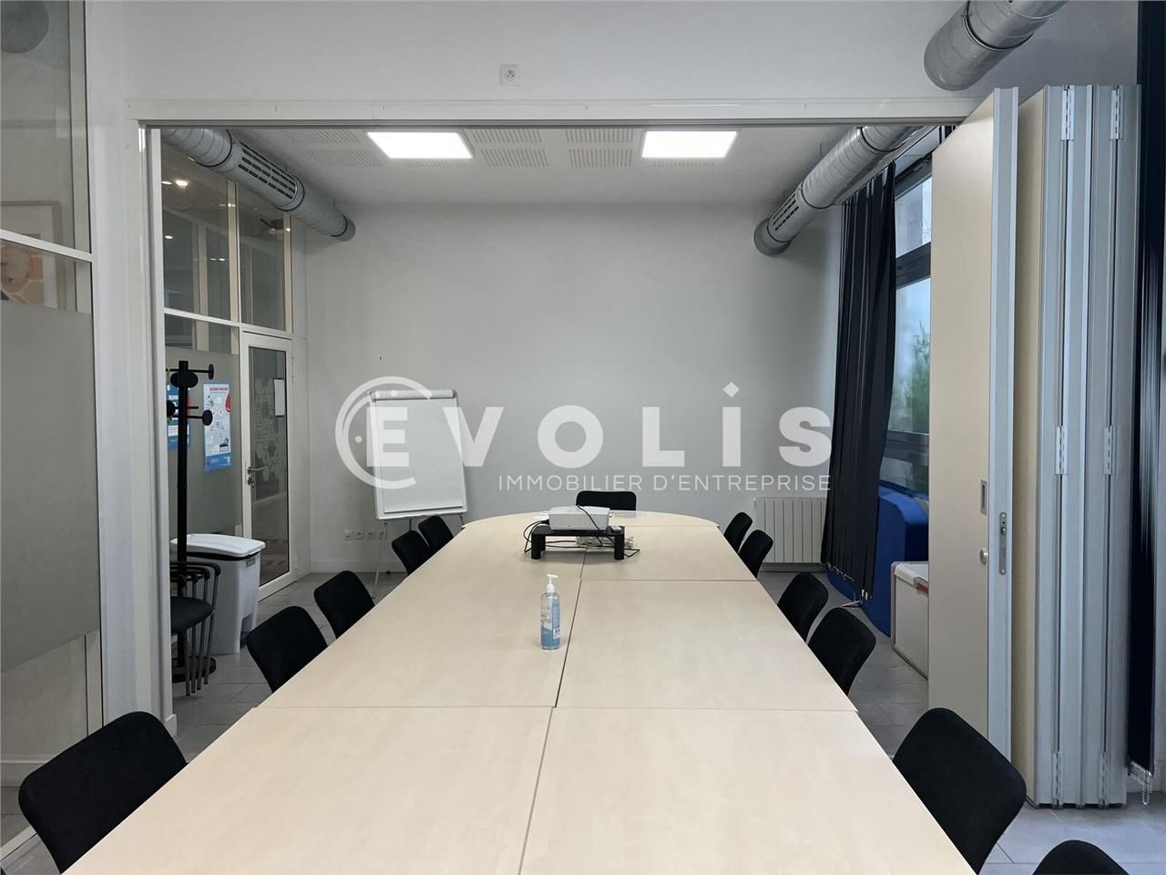 EVOLIS vous propose une surface ERP rare à Paris,