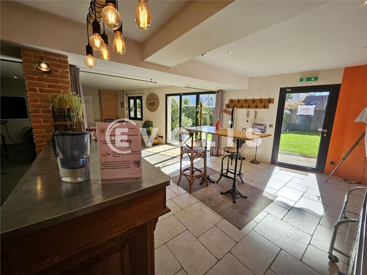 À Clamart, à deux pas du tramway T6 « Soleil Leva