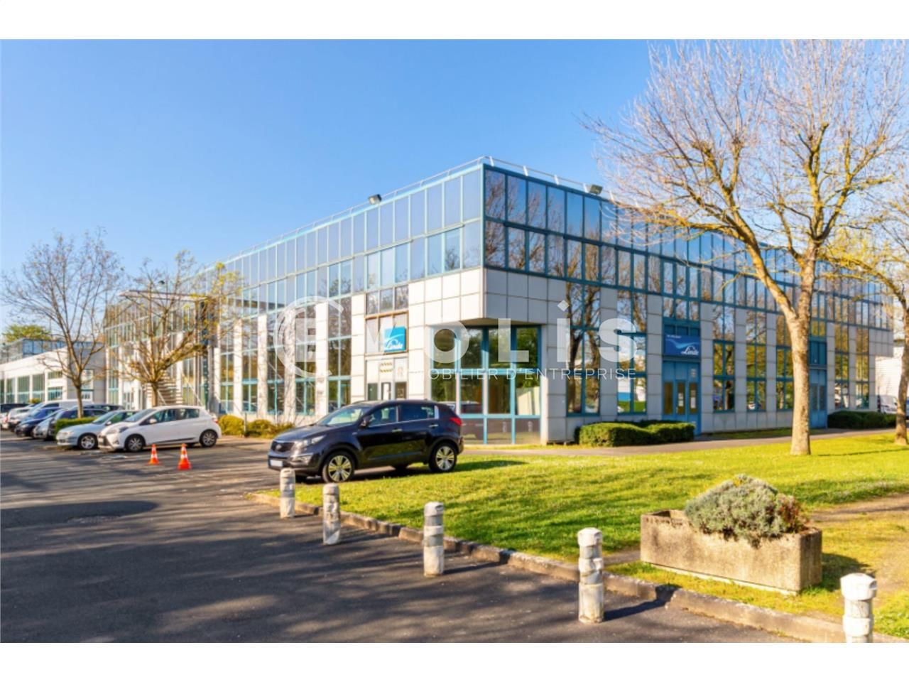 À la recherche de locaux d'activité à louer à Fre