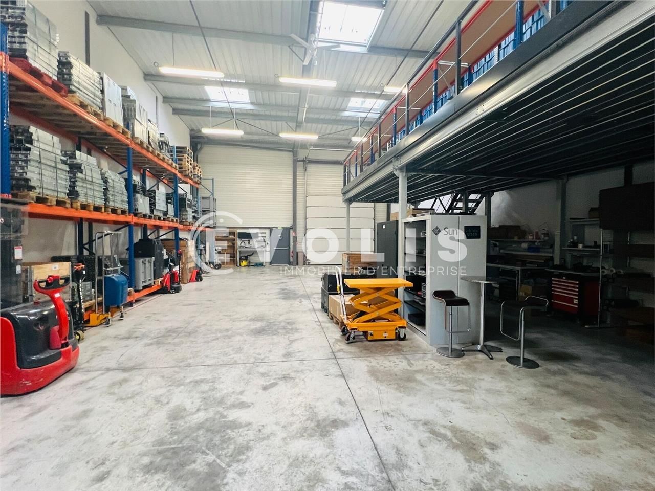 À proximité immédiate des principaux axes routier