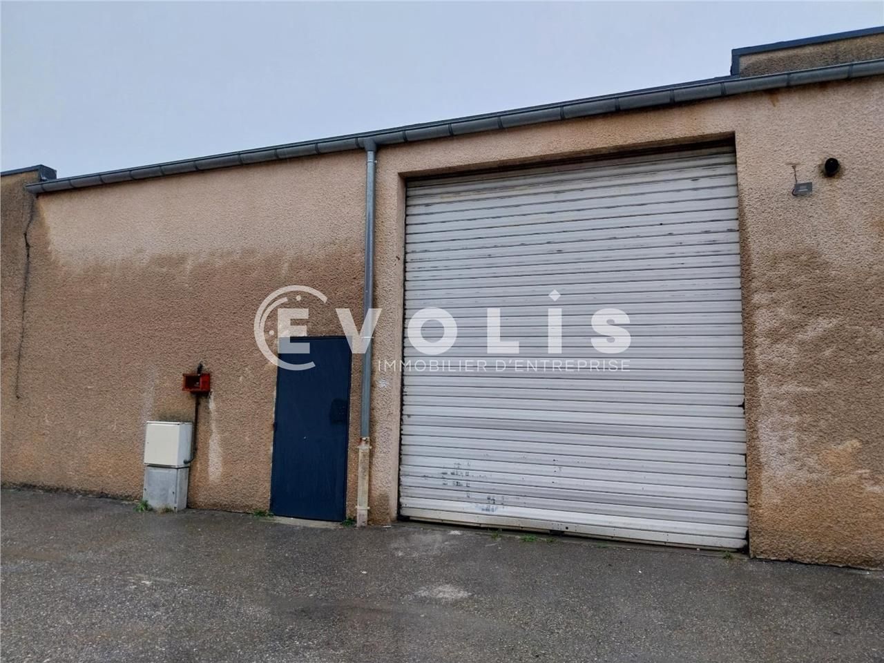 EVOLIS vous propose ce local d'activité spacieux 