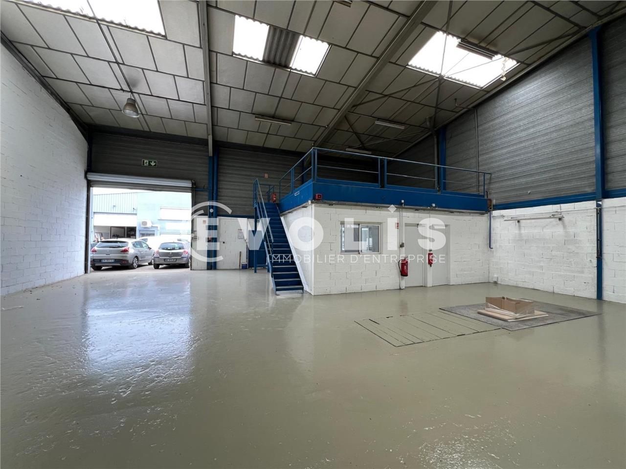 Evolis vous propose à la location deux locaux d'a