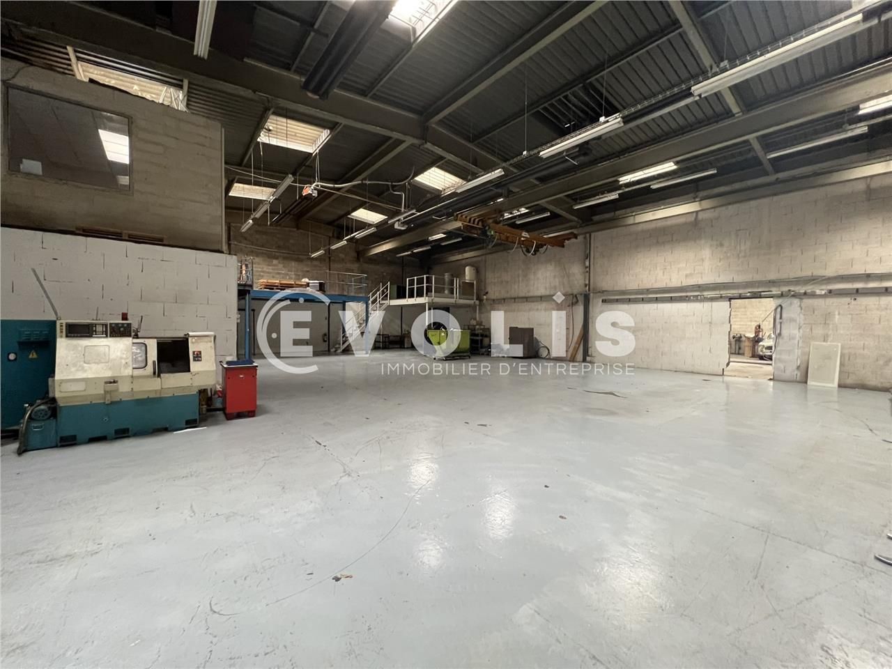 EVOLIS vous propose un local d'activité à vendre,