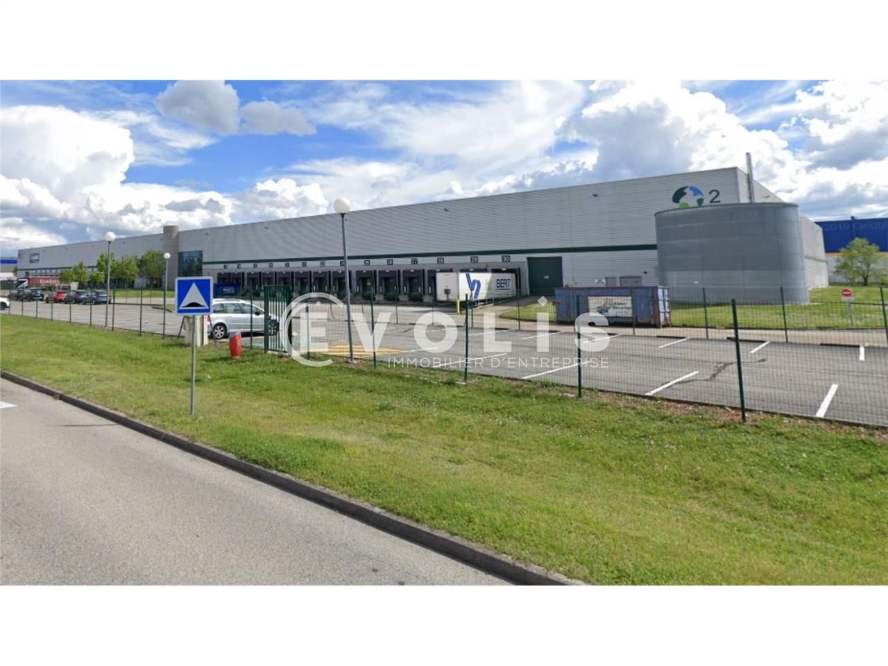 Entrepôt logistique de 10 124 m² non divisibles à