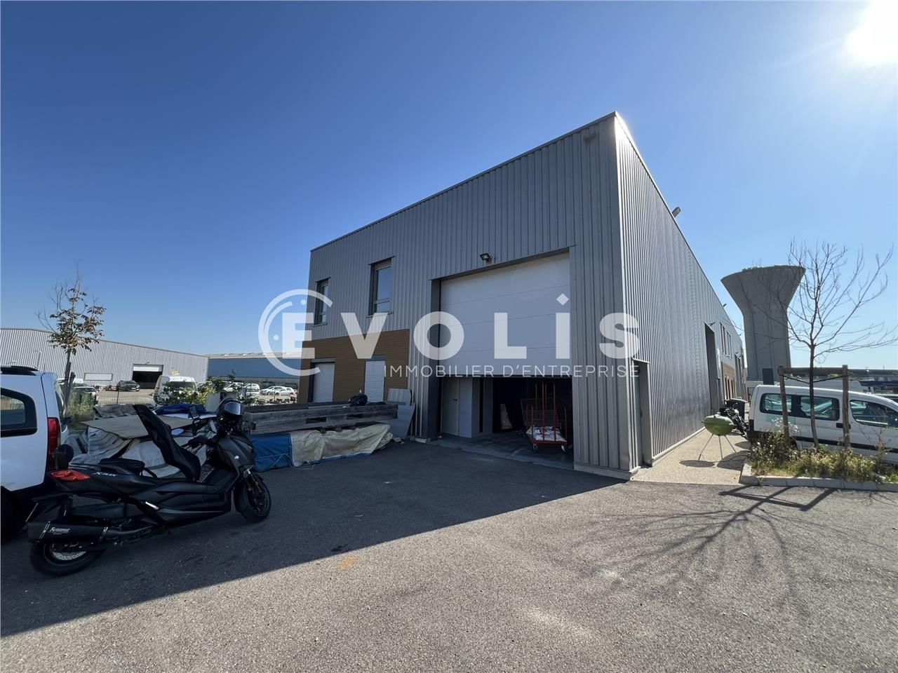 Evolis vous propose à la location une cellule d'a