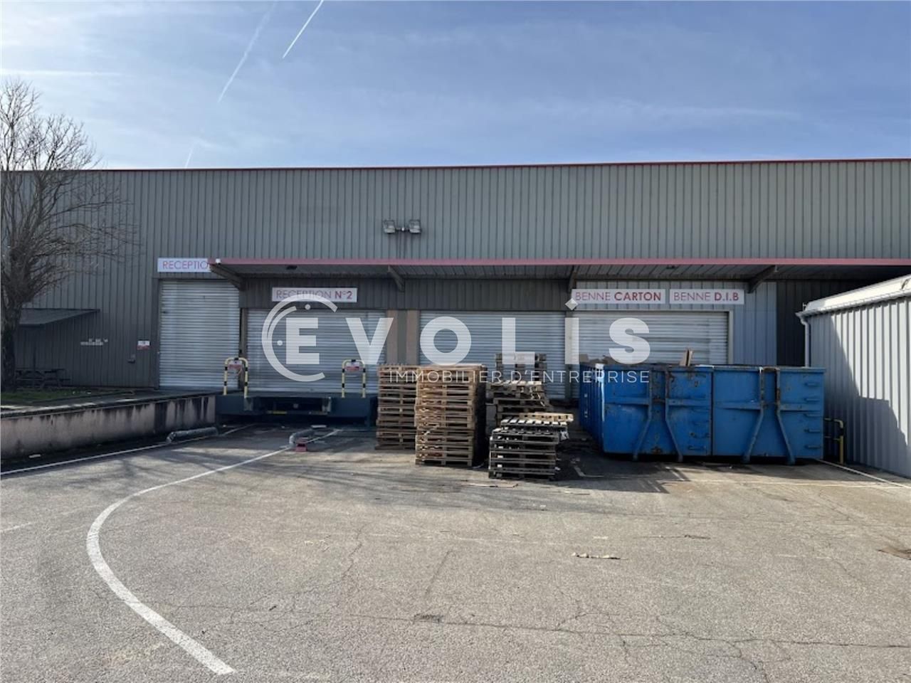 EVOLIS vous présente un local d'activité de 3 863