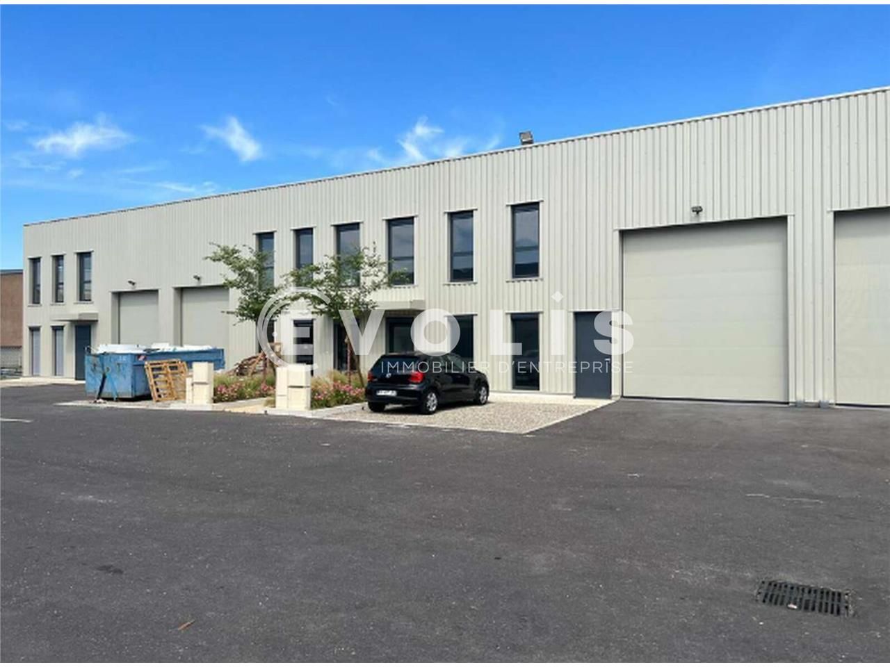 À la recherche de locaux d'activité à DECINES CHA