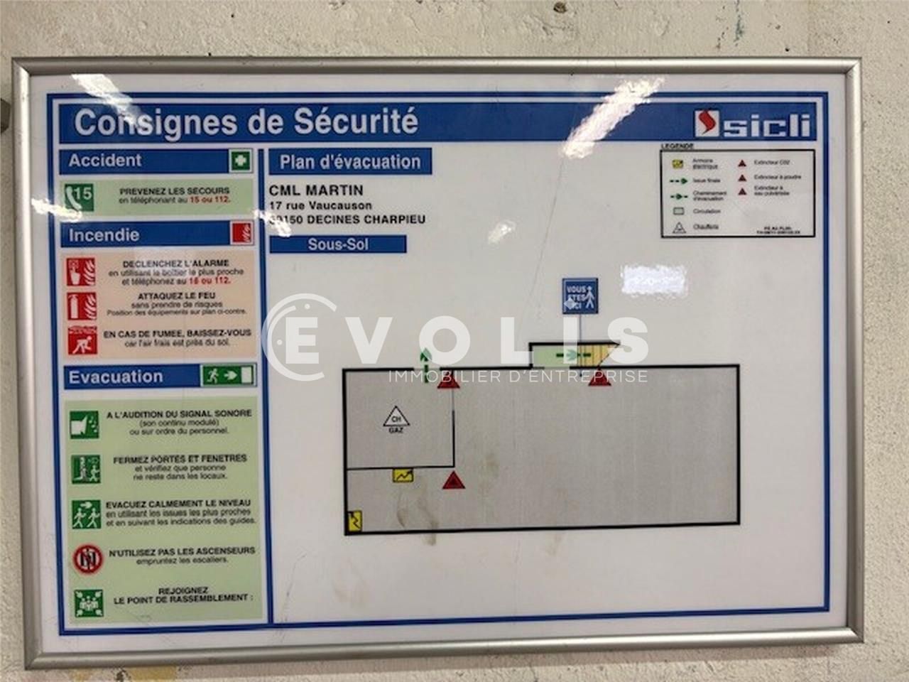 Vente entrepots 1530 m² non divisibles