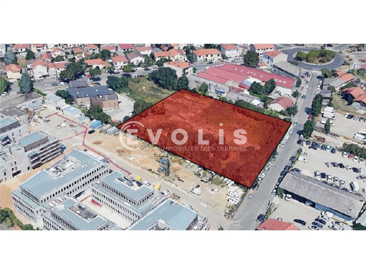 Terrain pour construction d'un bâtiment neuf (ind