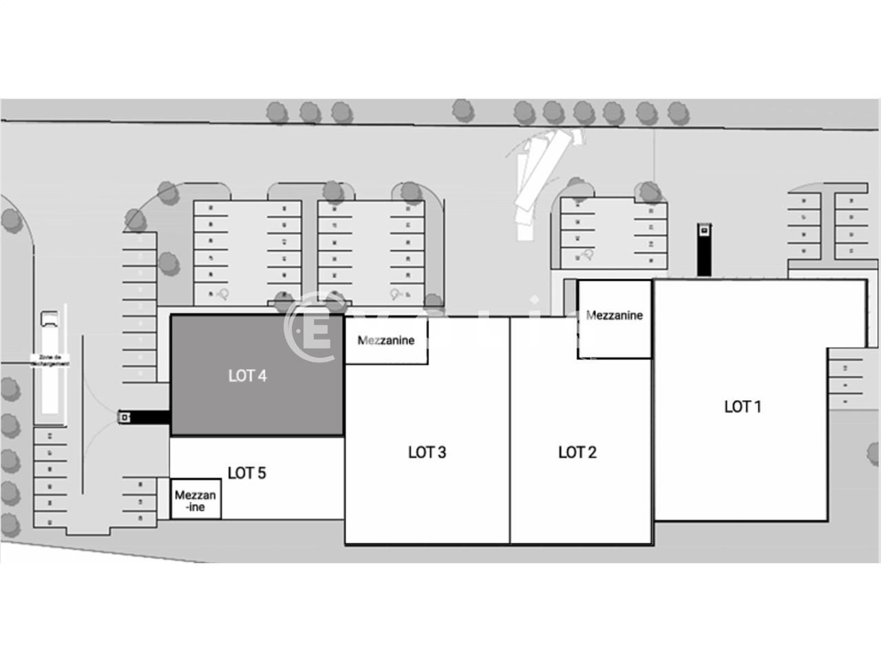 Location entrepots 1827 m² divisibles à partir de 871 m²
