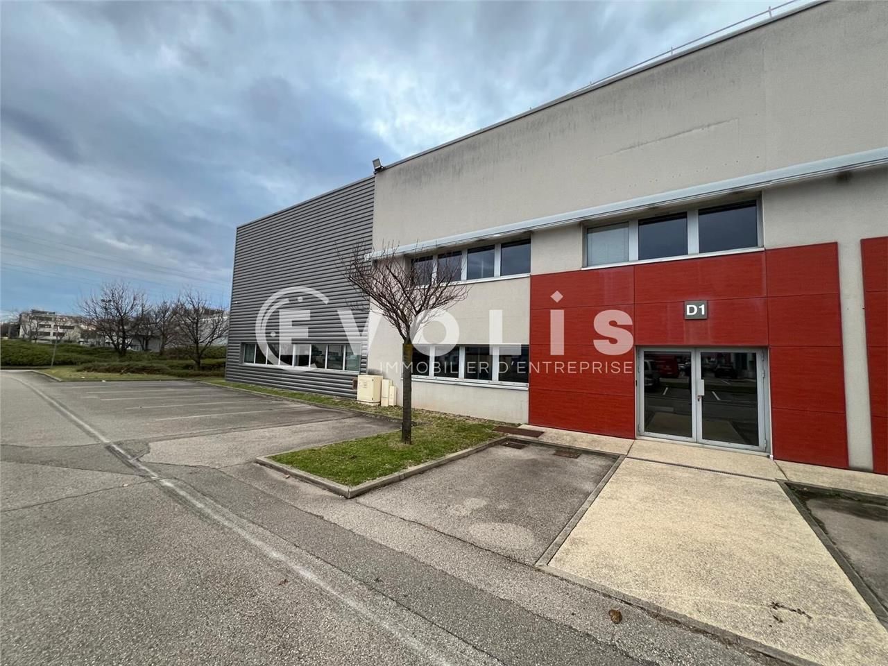 À la recherche de locaux d'activité à louer à Sai