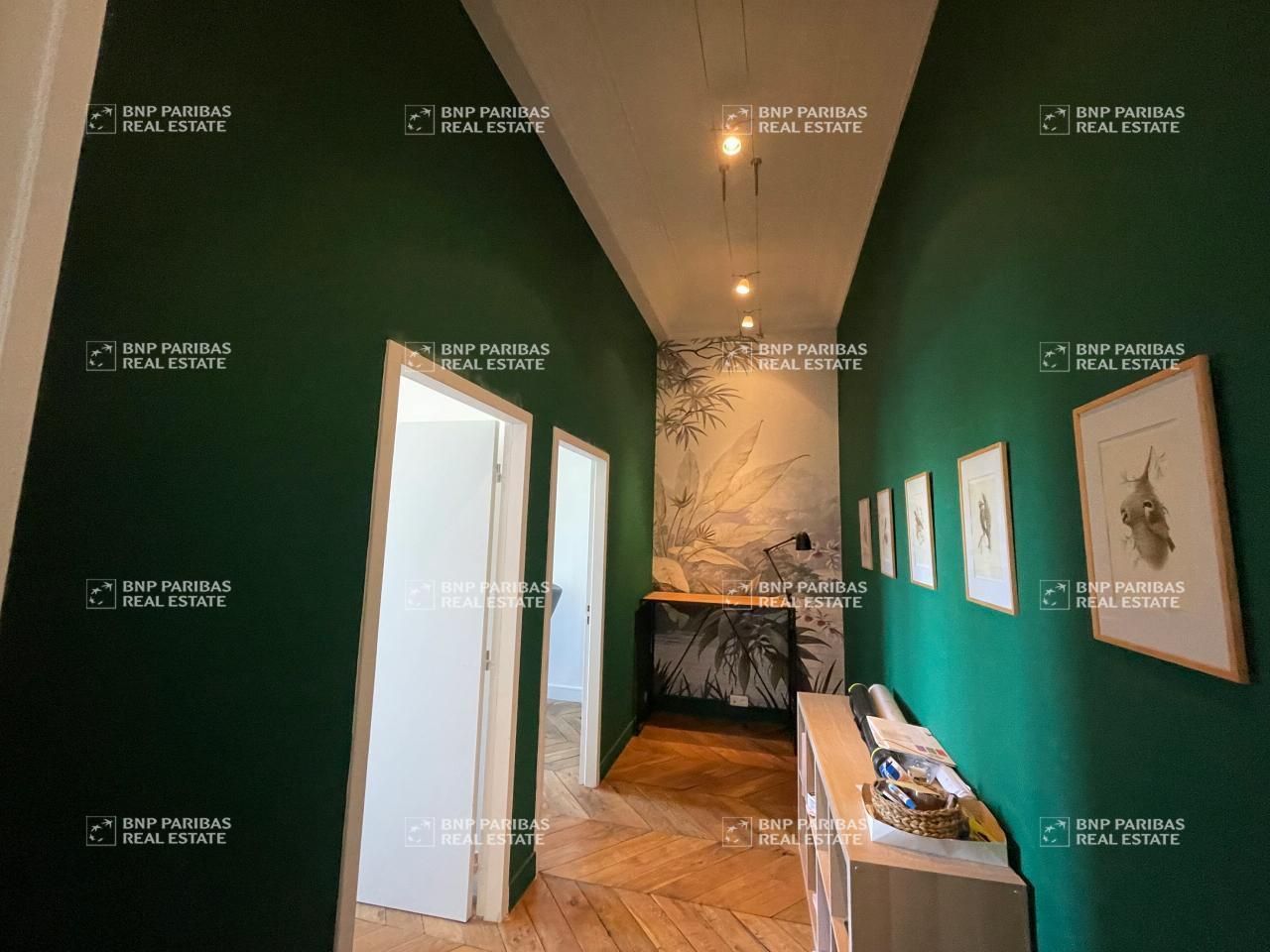 122 m² pour ce bureaux en location à Lyon