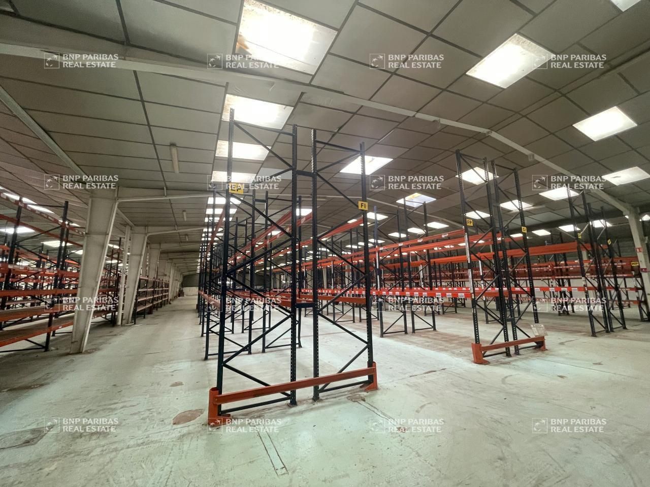 4400 m² pour ce activité en location à Châteaubourg