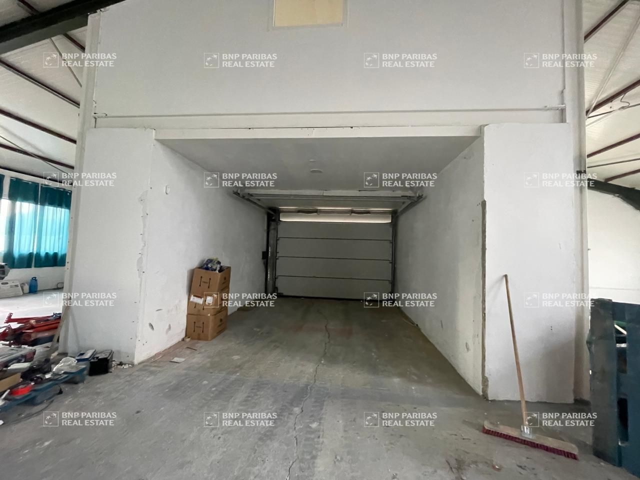 580 m² pour ce activité en location à Villeurbanne