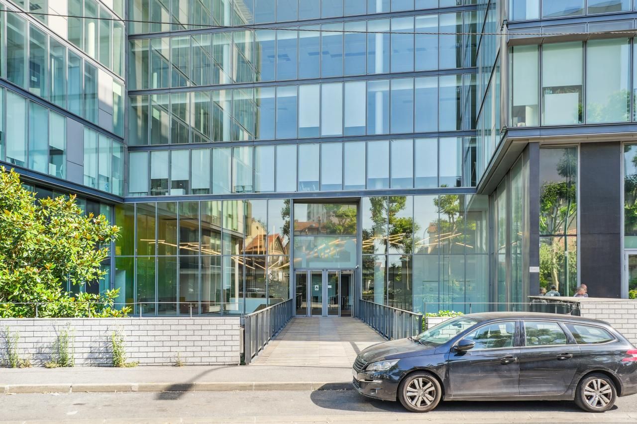 15473.5 m² pour ce bureaux en location à Bagneux