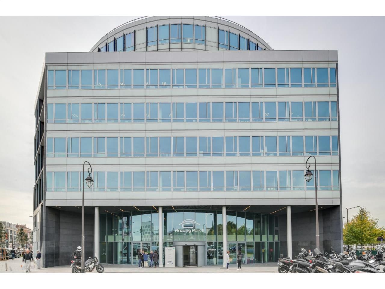20298 m² pour ce bureaux en location à Antony