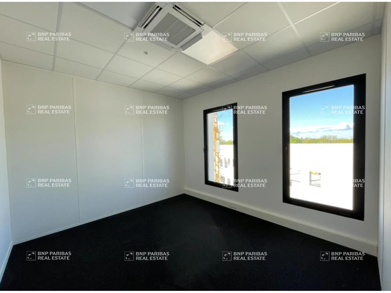 Location Bureaux 170 m² non divisibles 35170 Bruz