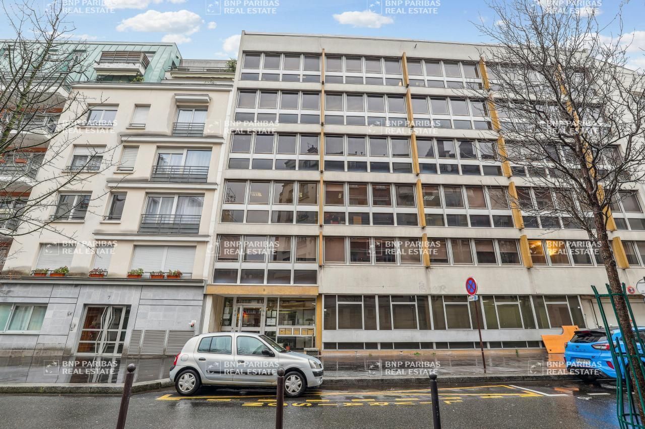 360 m² pour ce bureaux en location à Paris