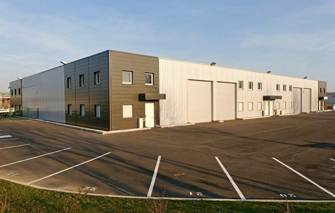 Location Activité 777 m² non divisibles 77240 Vert saint denis