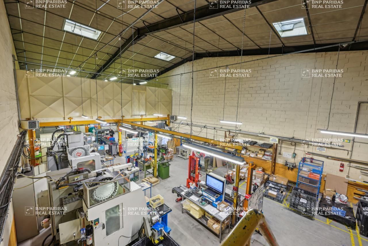 1947 m² pour ce activité en location à Chennevières-sur-marne