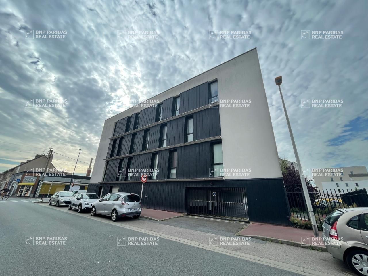 Vente Bureaux 1541 m² divisibles 62100 Calais