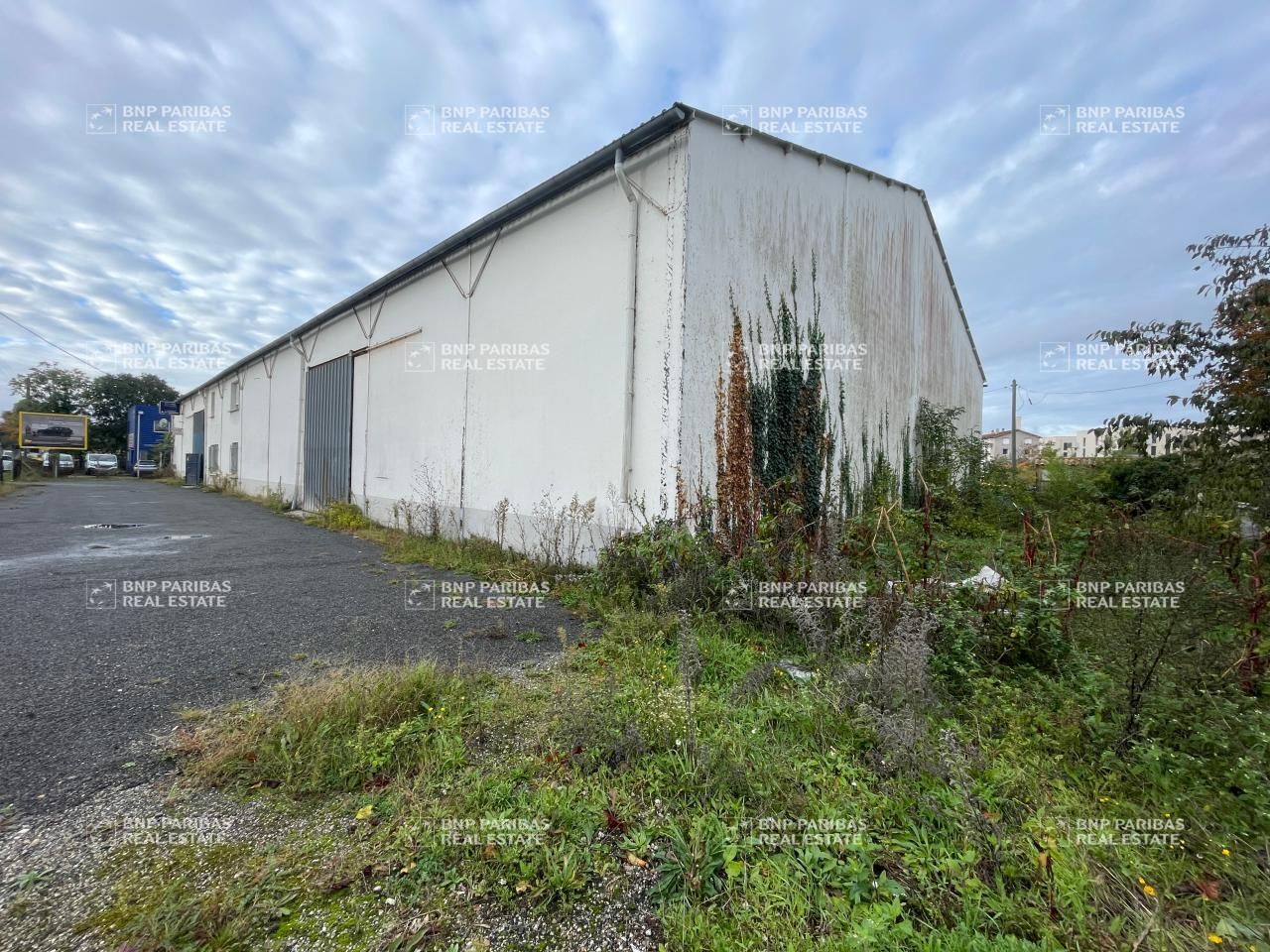 Vente Activité 1052 m² non divisibles 33130 Bègles