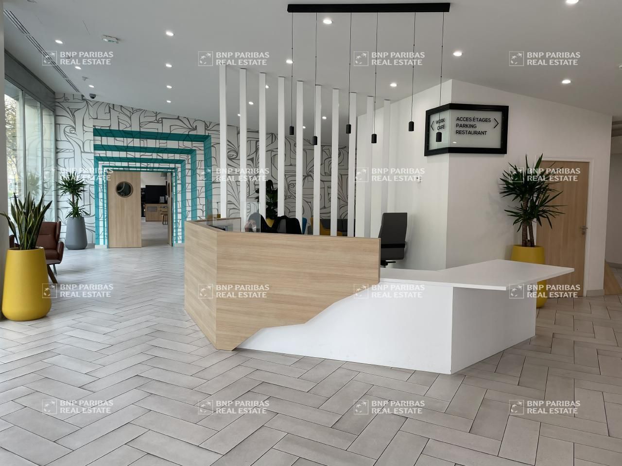 3541 m² pour ce bureaux en location à Marseille