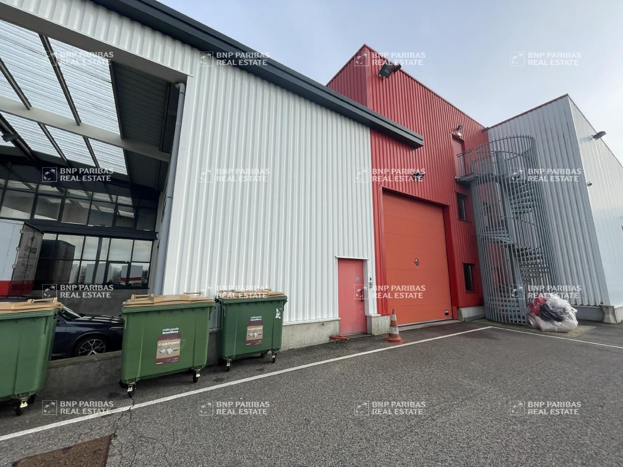 1092 m² pour ce activité en location à Maxéville