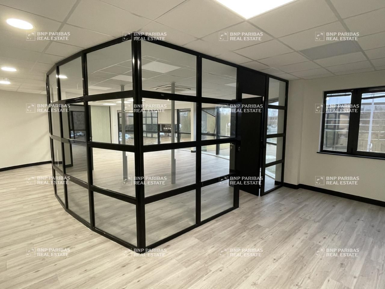 262 m² pour ce bureaux en vente à Oberhausbergen