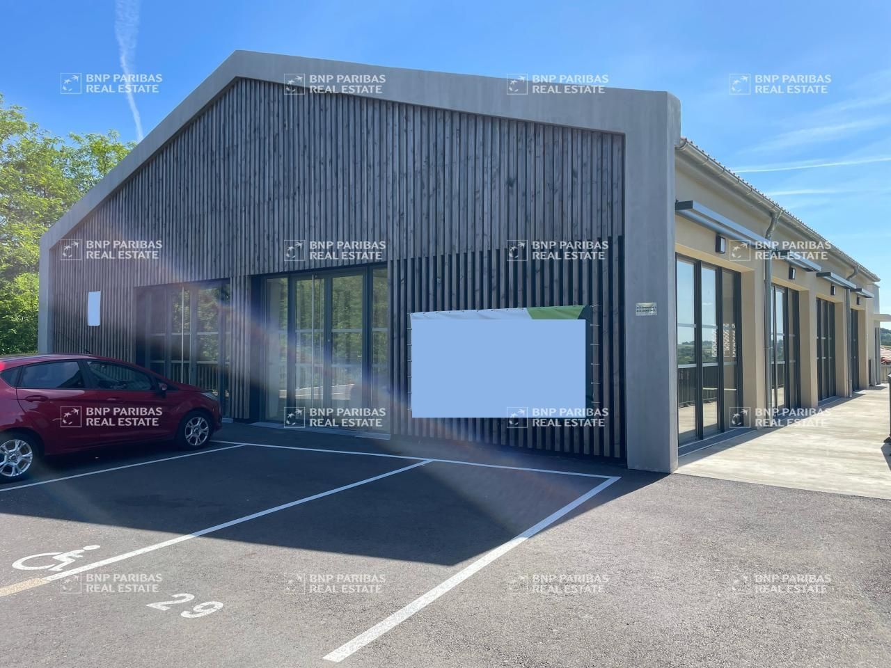 596.47 m² pour ce bureaux en vente à Vigoulet-auzil