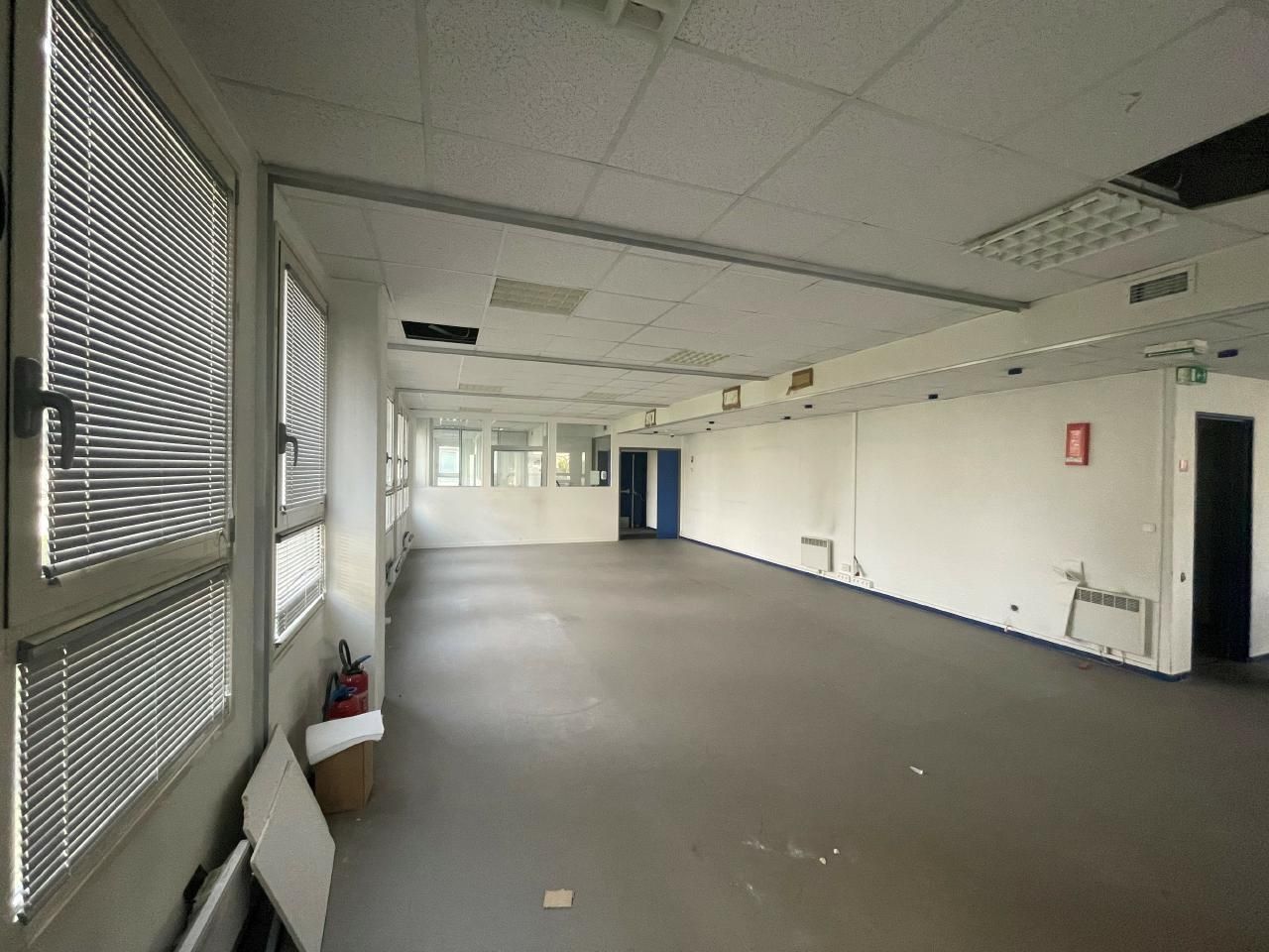 310 m² pour ce pme-pmi en location à Sèvres