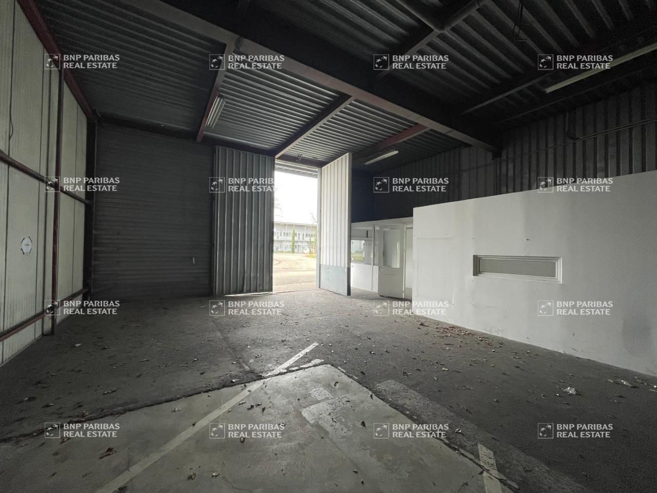 420 m² pour ce activité en location à Canéjan