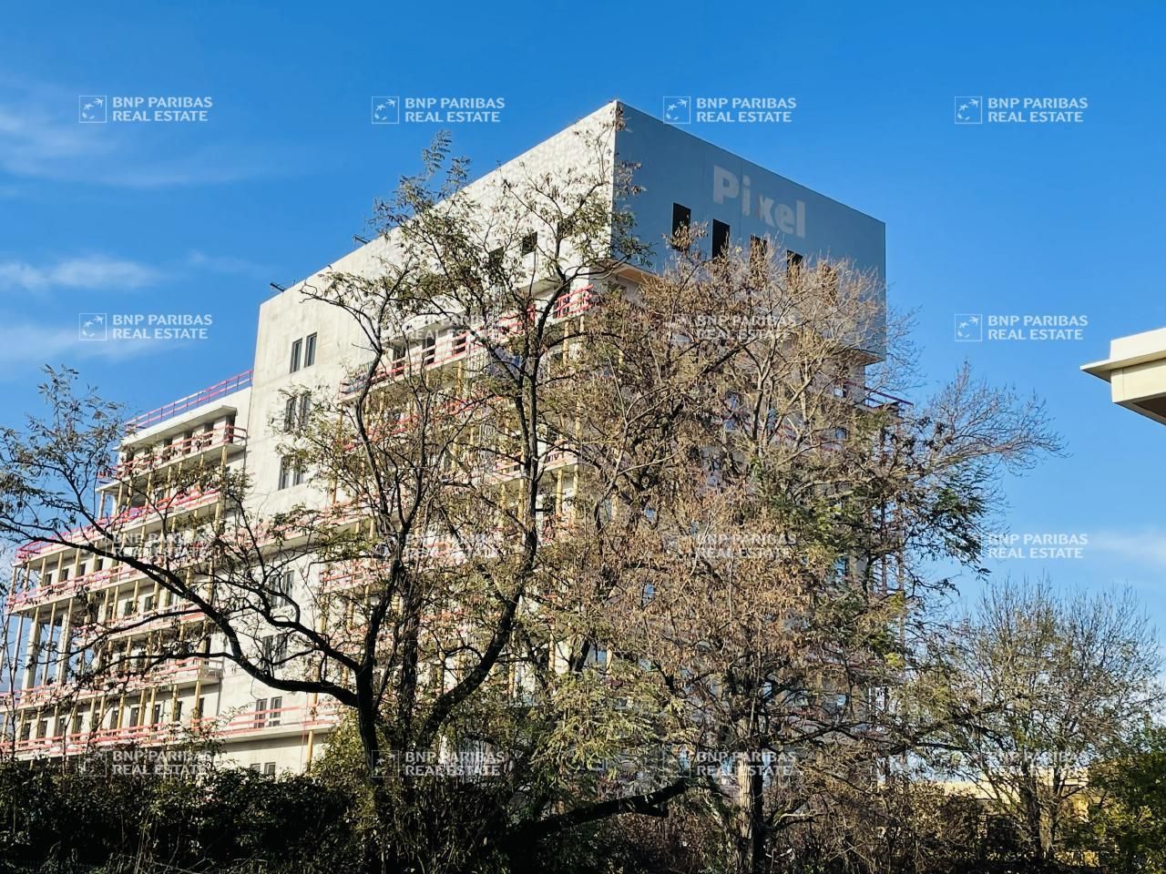 413 m² pour ce bureaux en location à Échirolles