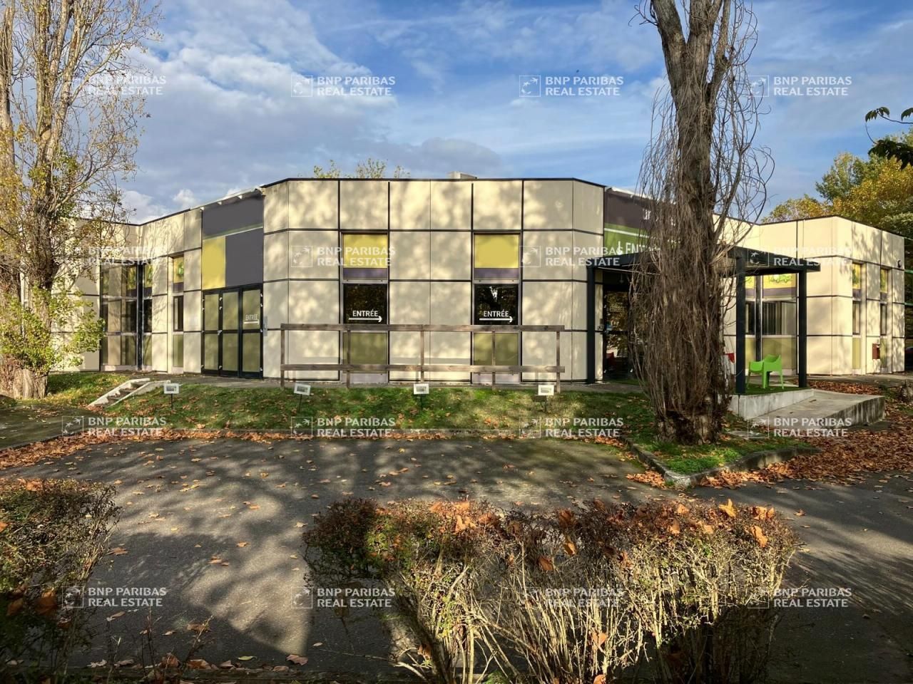 166 m² pour ce bureaux en location à Labège