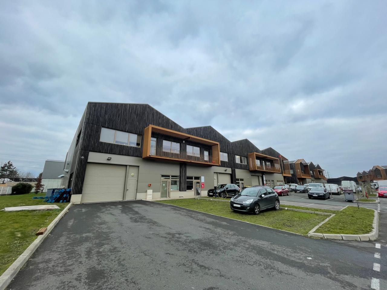 1150 m² pour ce pme-pmi en vente à Cormeilles-en-parisis